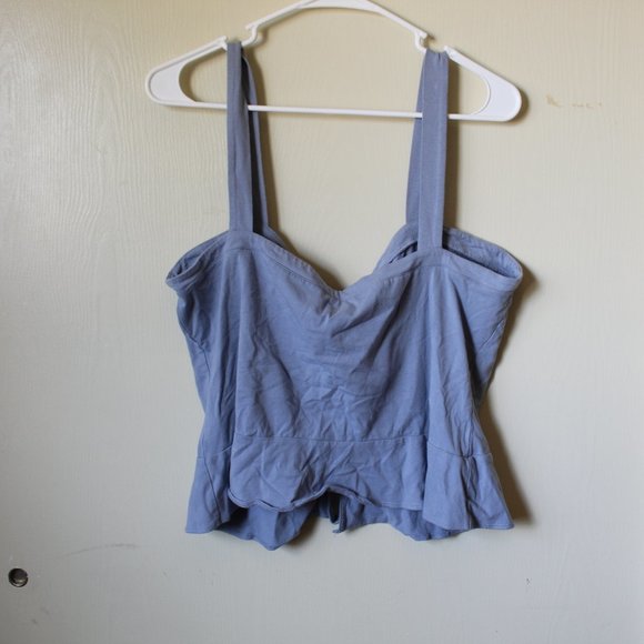 AEROPOSTALE BLUE EMBROIDERED FLORAL CROP TOP - Picture 2 of 3